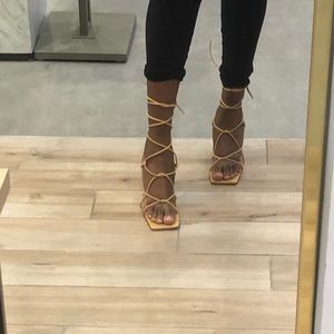 Lace Up L’INTERVALLE sandals